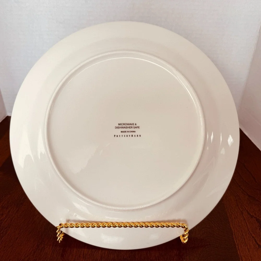Pottery Barn PAINTED SANTA CLAUS Dinner Plate Santa Checking His List